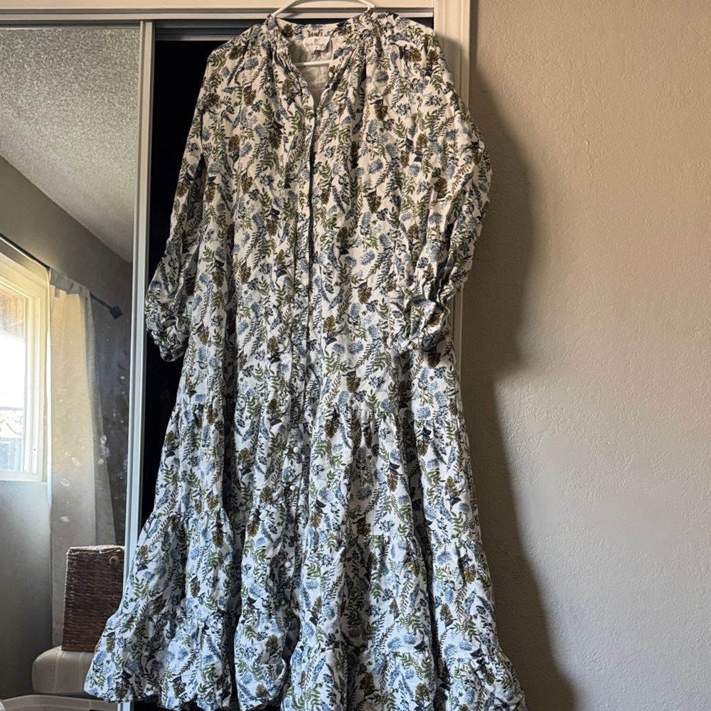 SOMETHING ABOUT HER DRESS-Size L - Picture 3 of 5